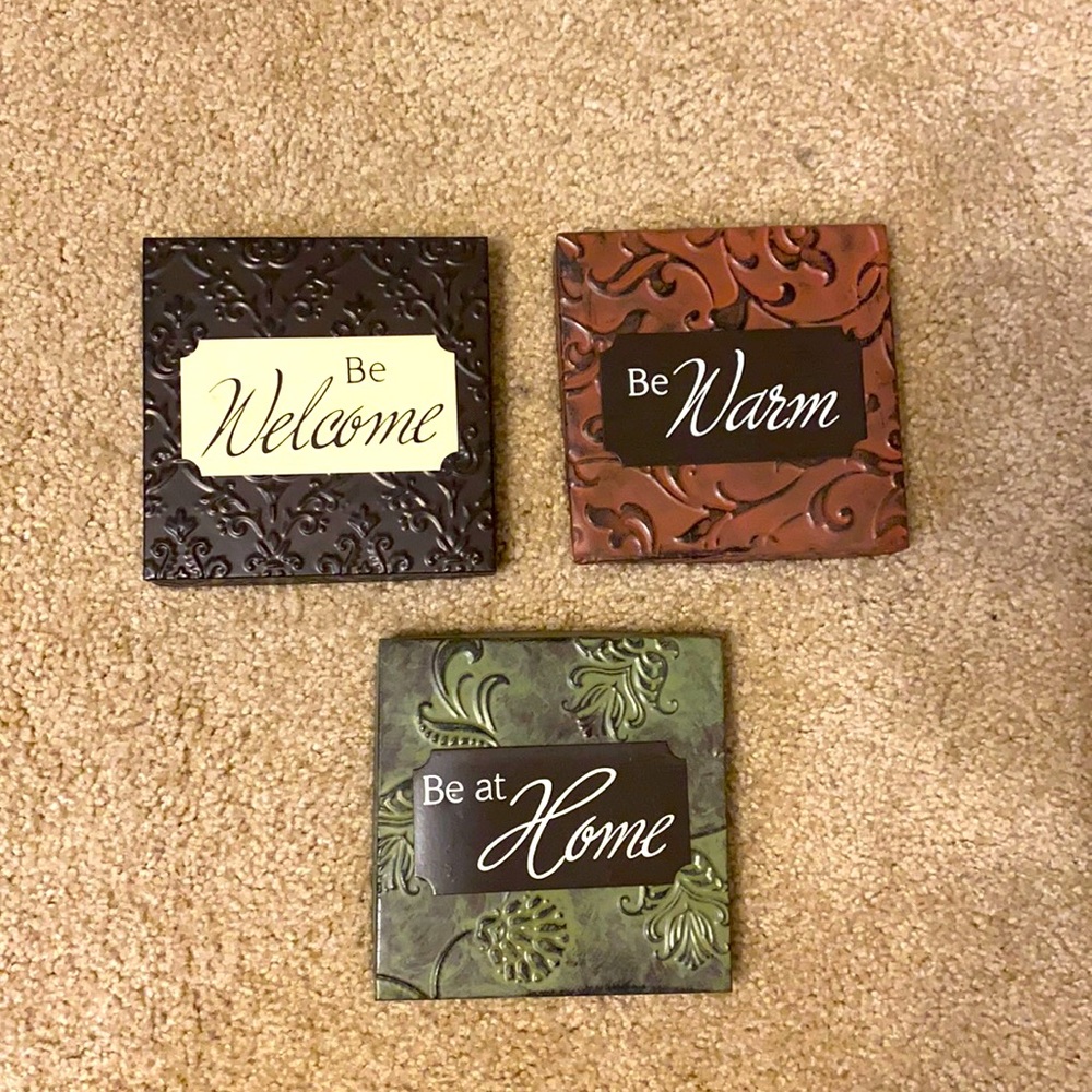 Metal Hanging Decor